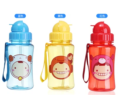 Roztomilá detská fľaša na vodu so slamkou a popruhom