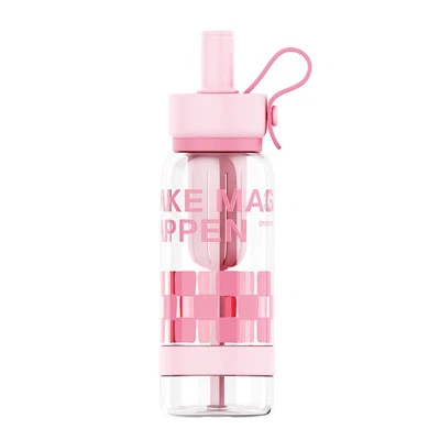 Štíhla plastová fľaša na vodu